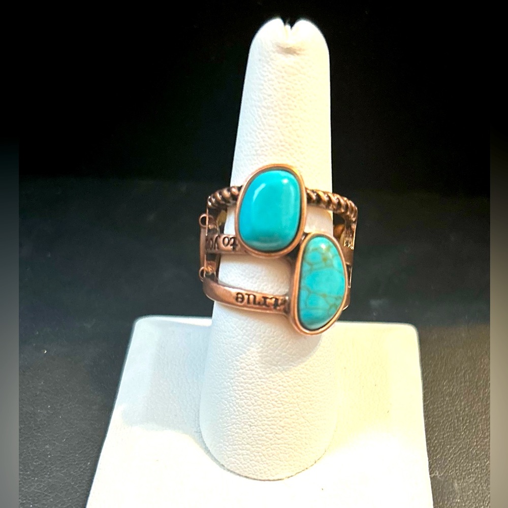 Ring - Picture 3 of 3